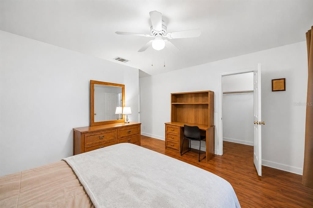 For Sale: $249,000 (3 beds, 2 baths, 1105 Square Feet)