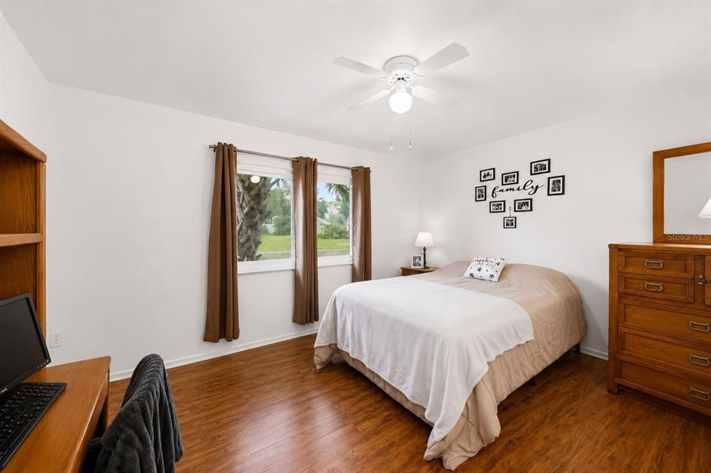 For Sale: $249,000 (3 beds, 2 baths, 1105 Square Feet)