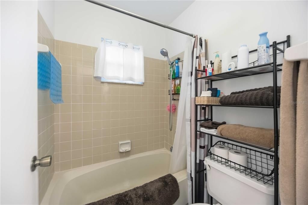 For Sale: $249,000 (3 beds, 2 baths, 1105 Square Feet)