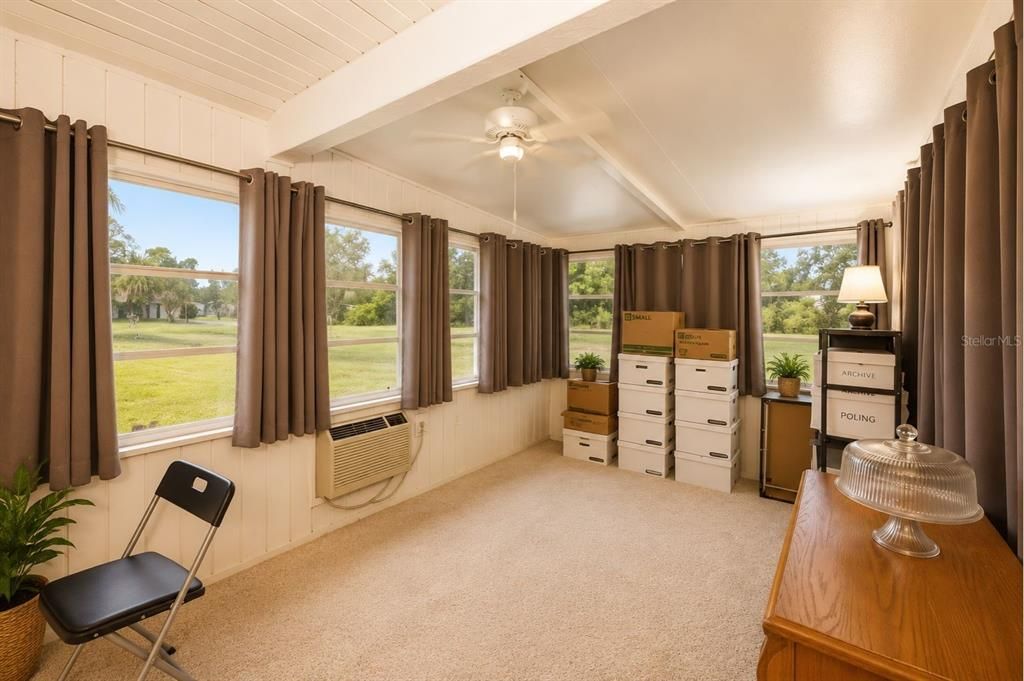For Sale: $249,000 (3 beds, 2 baths, 1105 Square Feet)