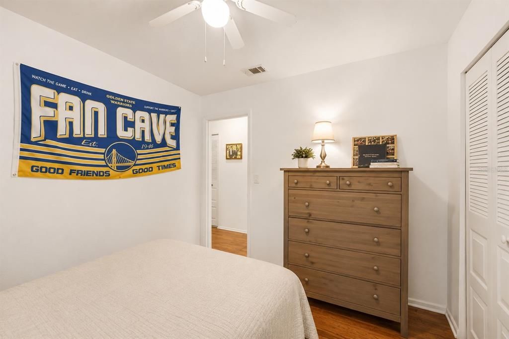 For Sale: $249,000 (3 beds, 2 baths, 1105 Square Feet)