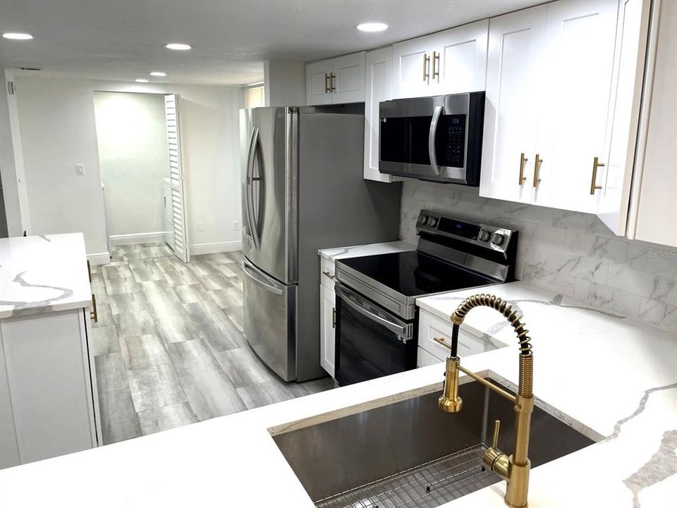En Venta: $199,999 (2 camas, 2 baños, 1217 Pies cuadrados)