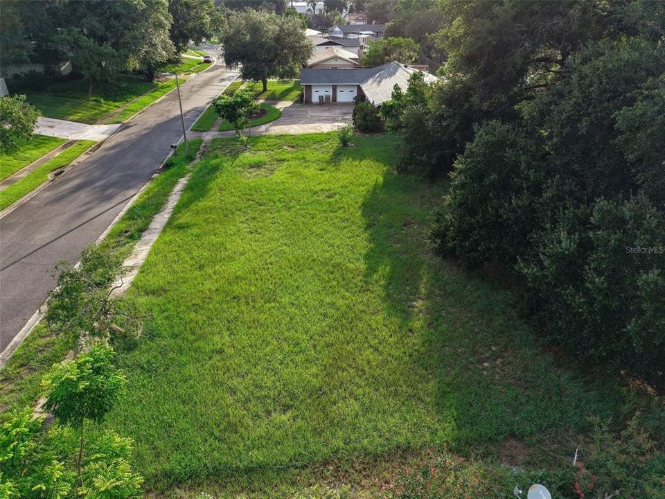 На продажу: $69,900 (0.28 acres)