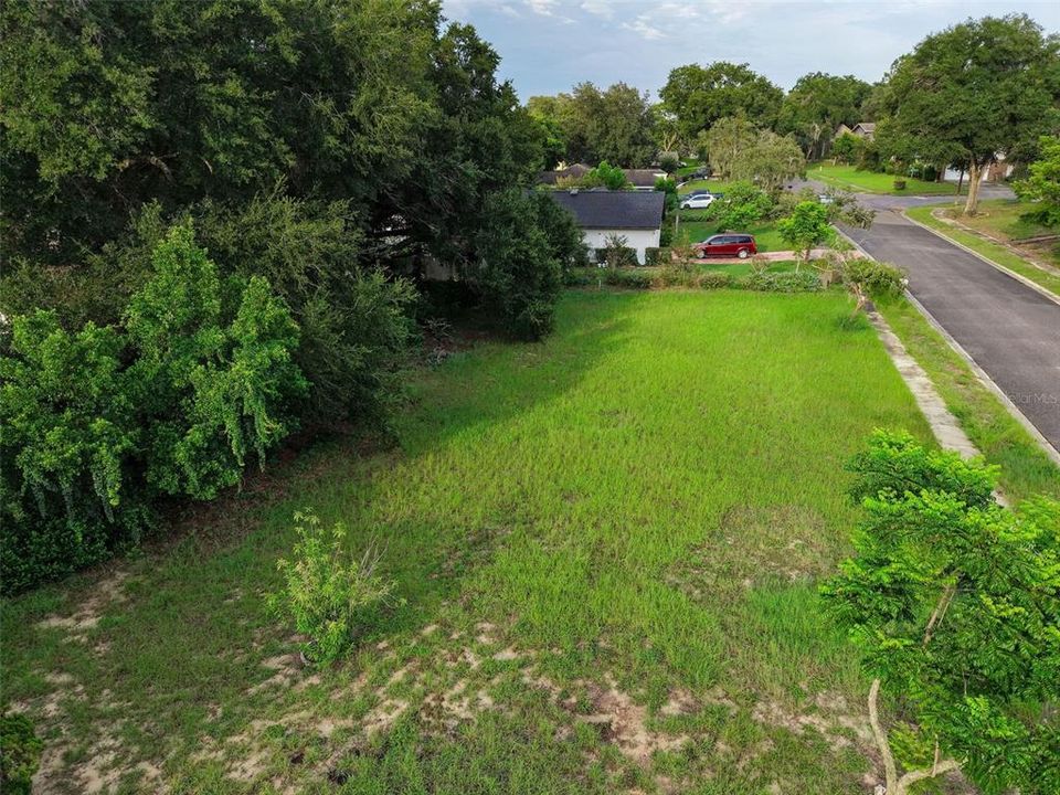 На продажу: $69,900 (0.28 acres)