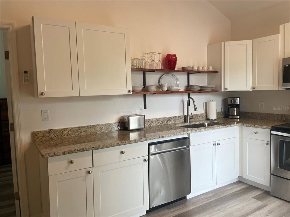 В аренду: $1,650 (1 спален, 1 ванн, 500 Квадратных фут)