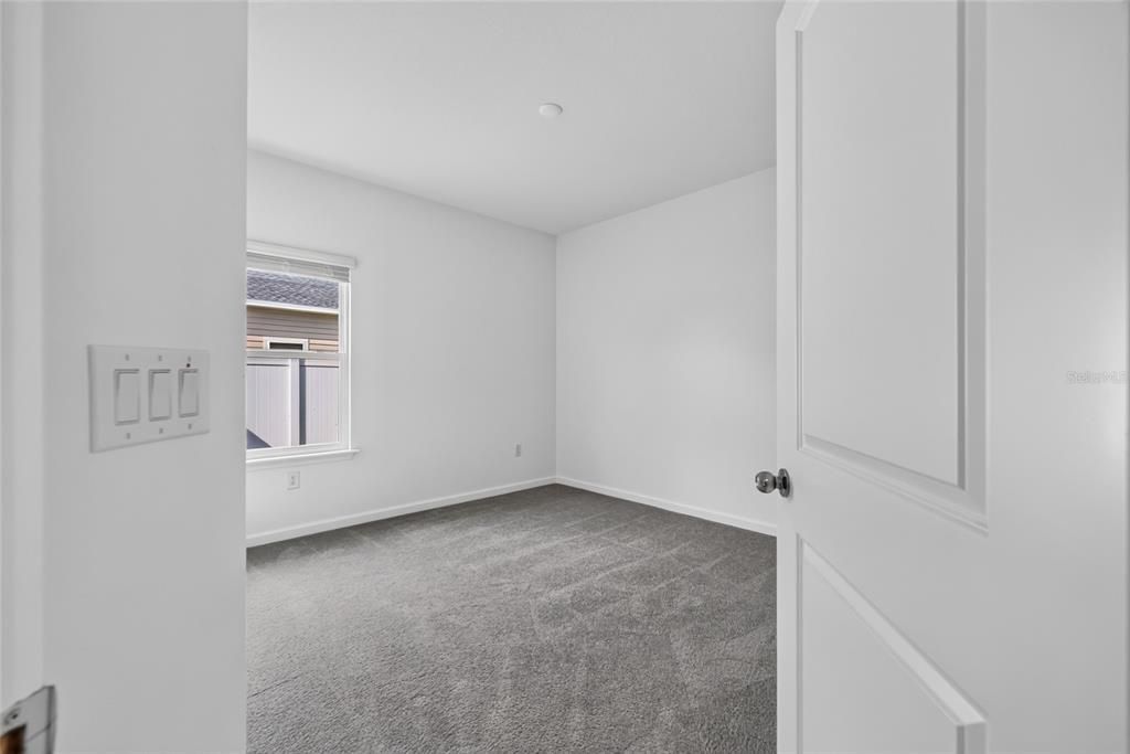 На продажу: $285,000 (3 спален, 2 ванн, 1755 Квадратных фут)