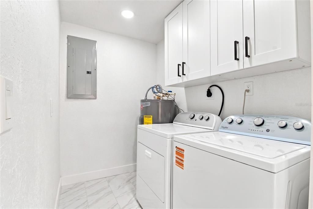 Activo con contrato: $350,000 (3 camas, 2 baños, 1152 Pies cuadrados)