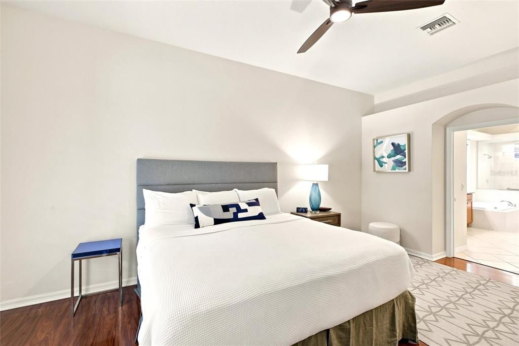 For Sale: $729,000 (4 beds, 3 baths, 2425 Square Feet)
