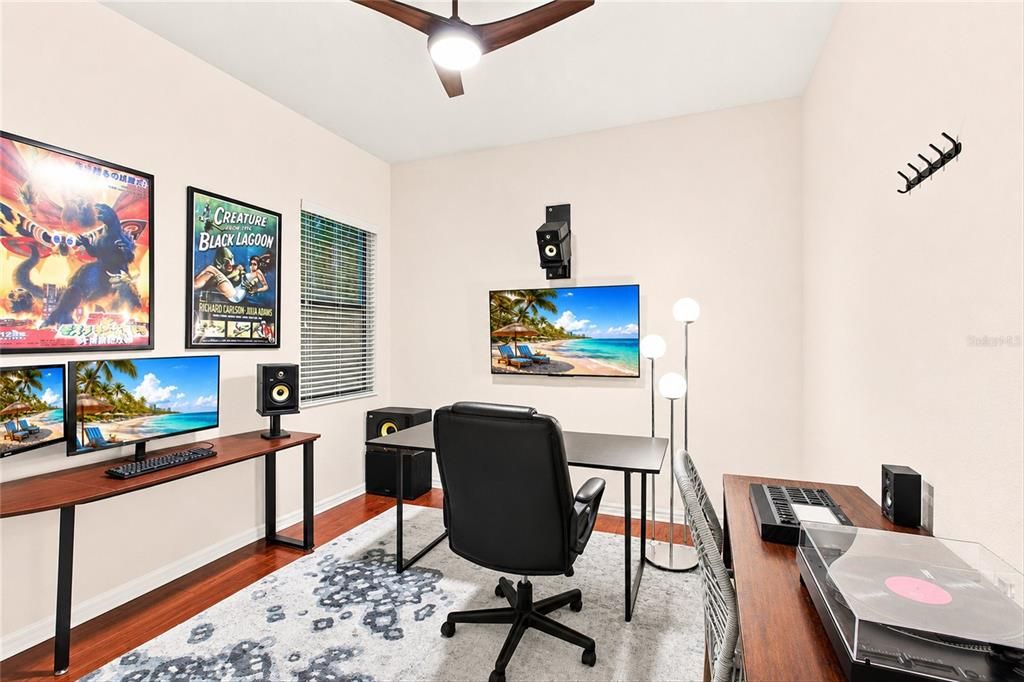 For Sale: $729,000 (4 beds, 3 baths, 2425 Square Feet)