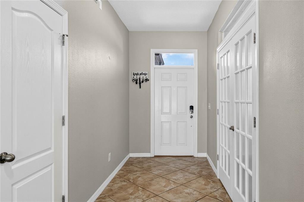 En Venta: $529,000 (4 camas, 3 baños, 2529 Pies cuadrados)