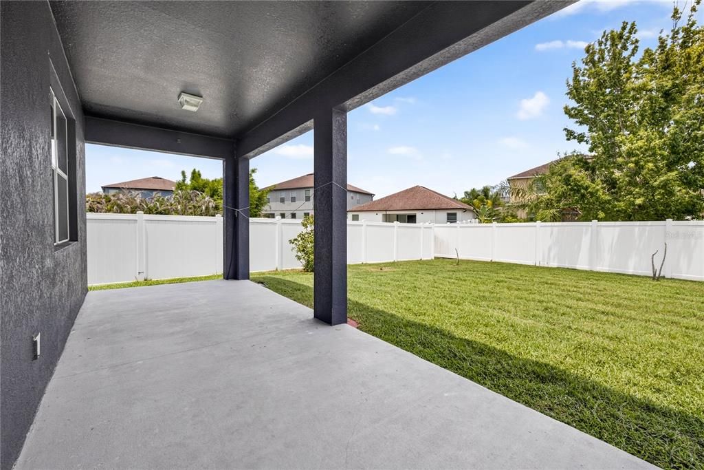 En Venta: $529,000 (4 camas, 3 baños, 2529 Pies cuadrados)