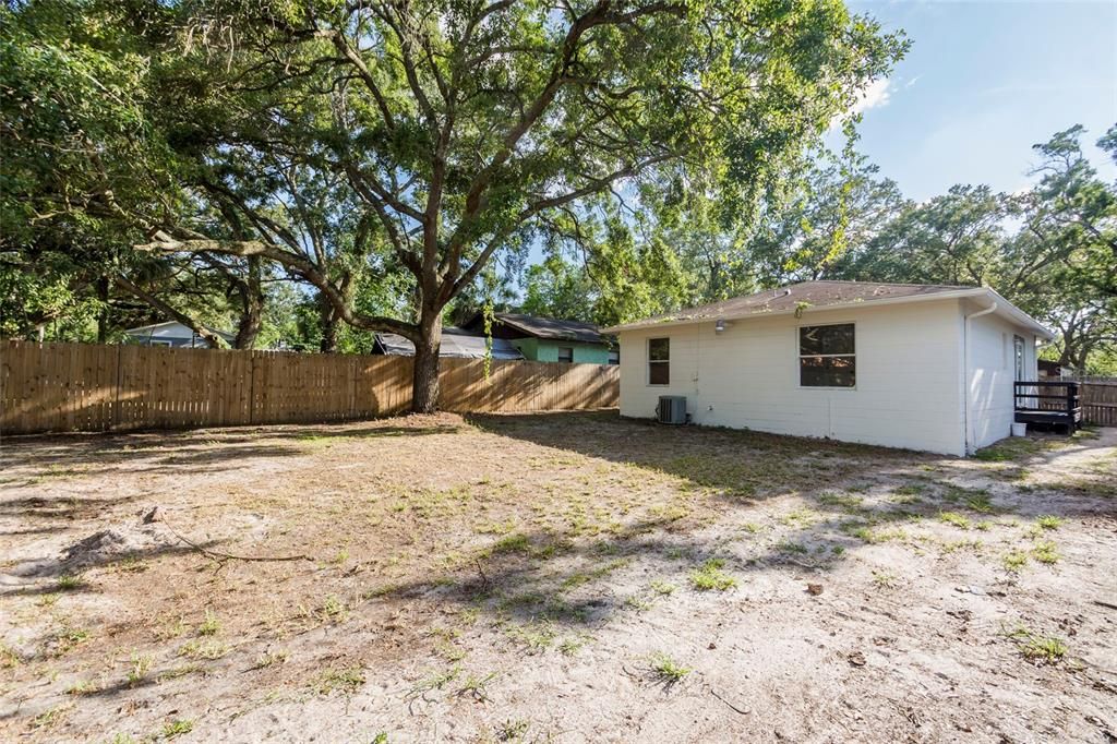 En Venta: $320,000 (3 camas, 2 baños, 1200 Pies cuadrados)