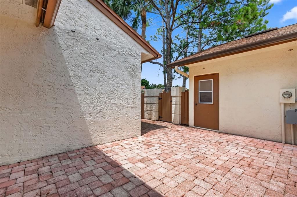 En Venta: $300,000 (3 camas, 2 baños, 1315 Pies cuadrados)