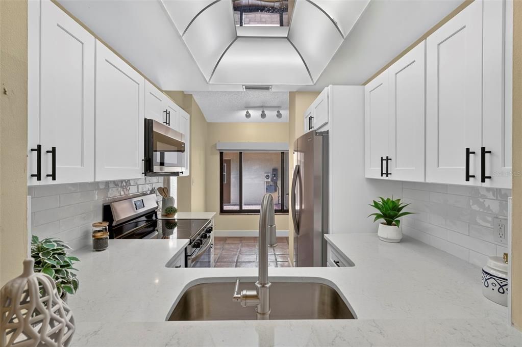 En Venta: $300,000 (3 camas, 2 baños, 1315 Pies cuadrados)