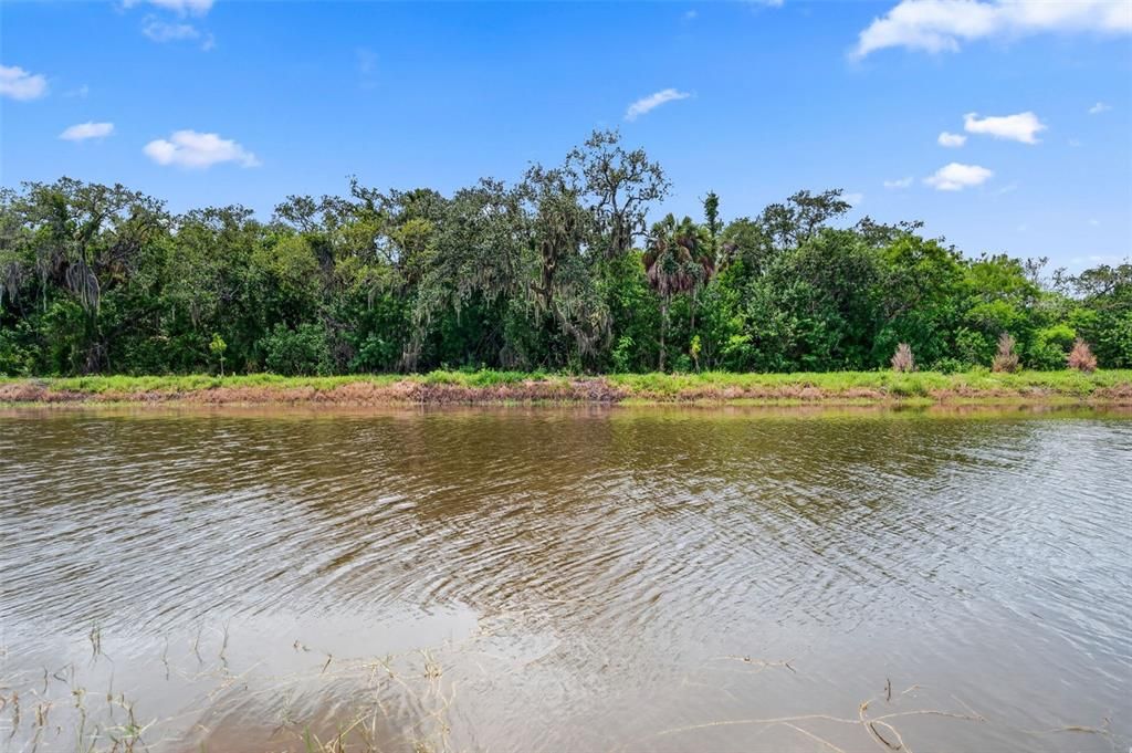 En Venta: $300,000 (3 camas, 2 baños, 1315 Pies cuadrados)