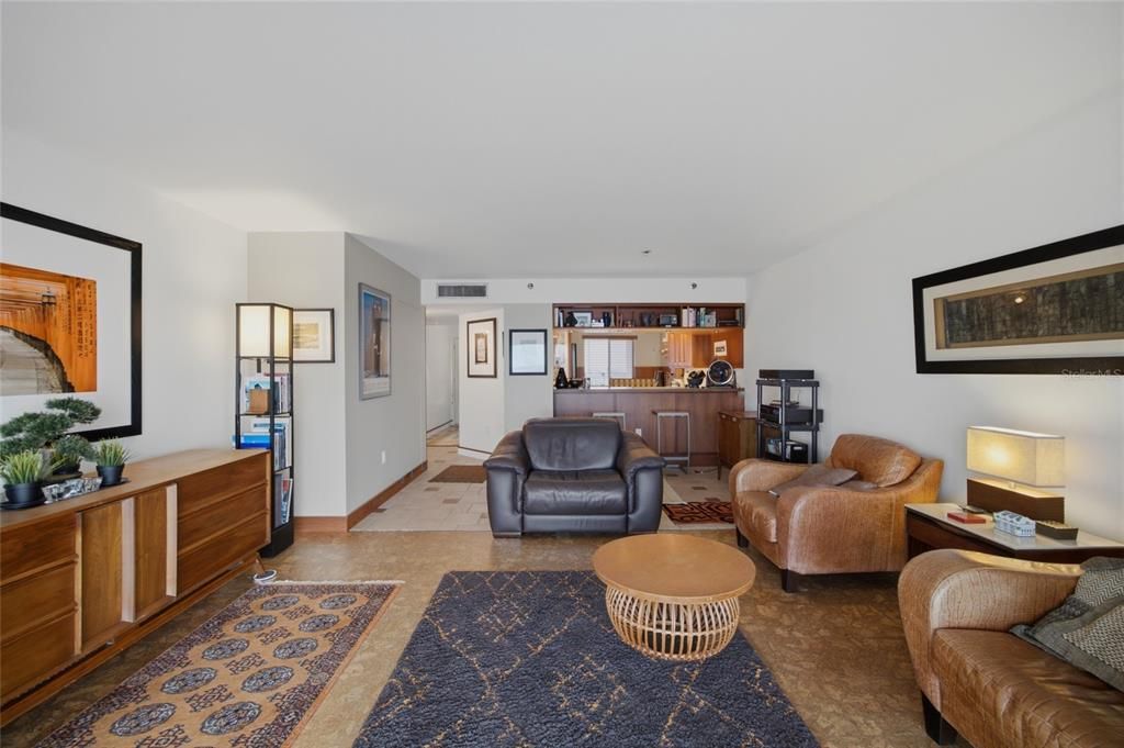 For Sale: $739,900 (2 beds, 2 baths, 1209 Square Feet)