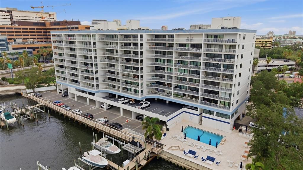 For Sale: $739,900 (2 beds, 2 baths, 1209 Square Feet)