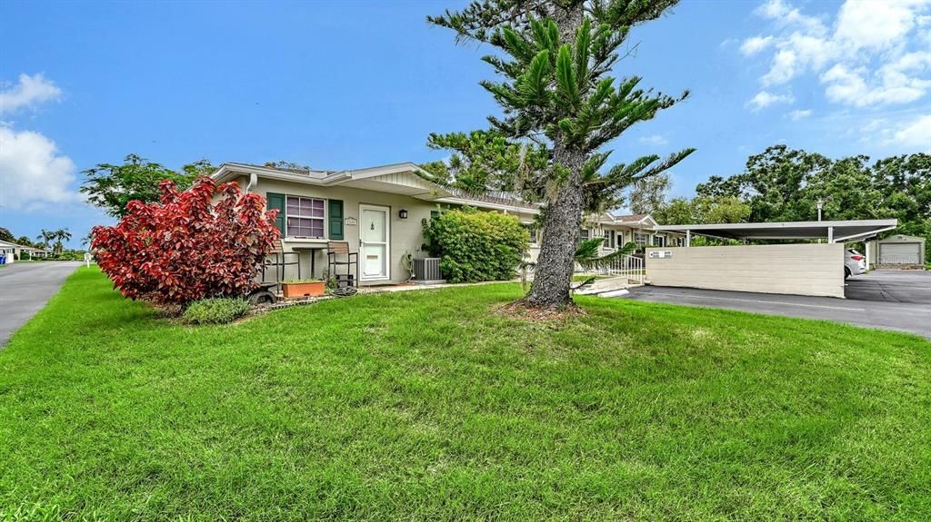 For Sale: $168,500 (2 beds, 2 baths, 972 Square Feet)