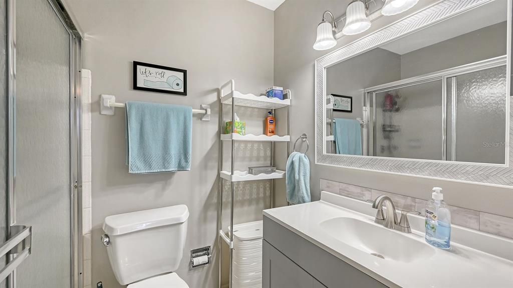 For Sale: $168,500 (2 beds, 2 baths, 972 Square Feet)