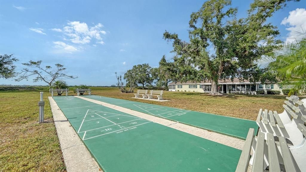 For Sale: $168,500 (2 beds, 2 baths, 972 Square Feet)