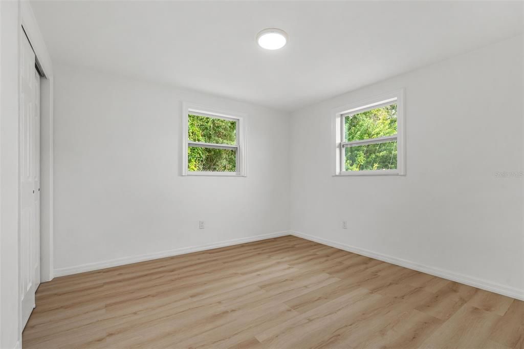 For Sale: $214,000 (2 beds, 2 baths, 864 Square Feet)