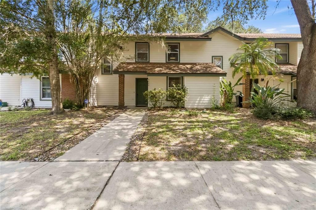 For Sale: $234,900 (2 beds, 2 baths, 1166 Square Feet)
