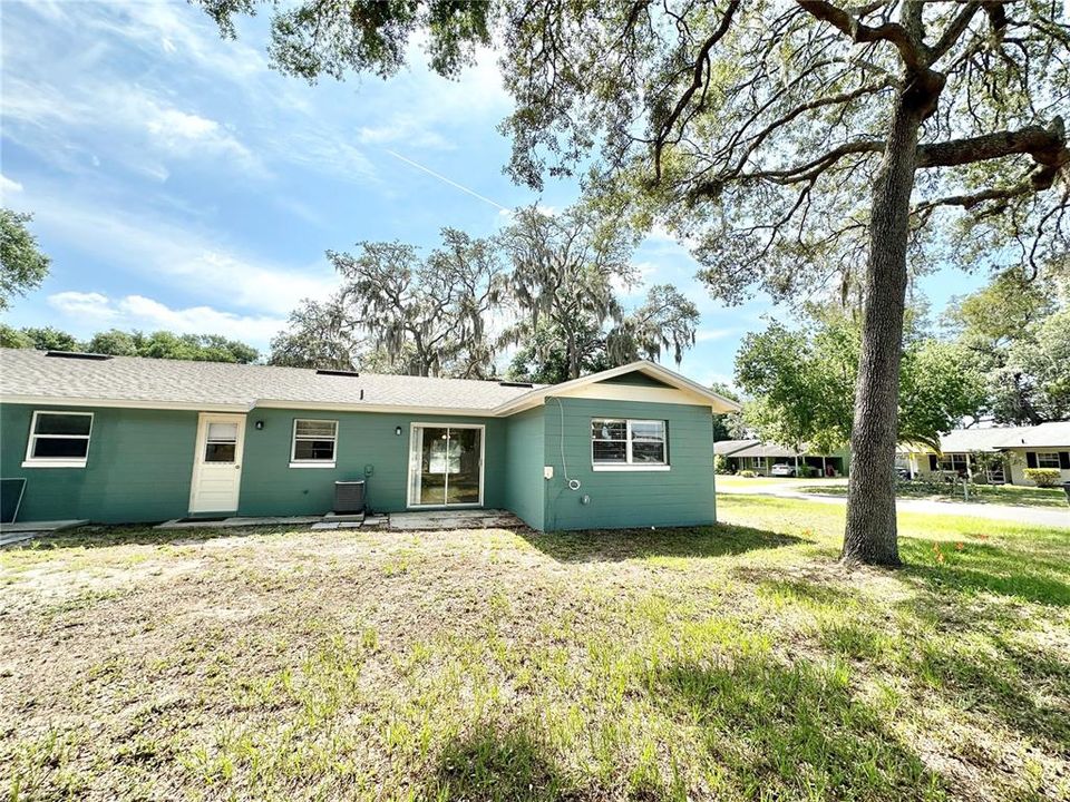For Rent: $1,650 (2 beds, 1 baths, 1000 Square Feet)