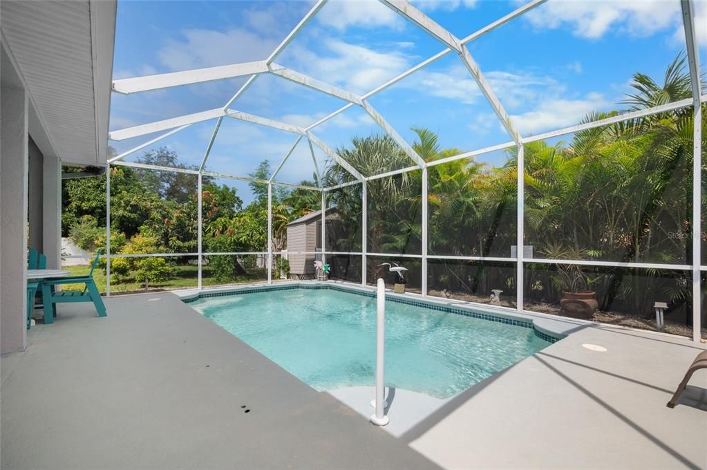 For Sale: $500,000 (2 beds, 2 baths, 1378 Square Feet)