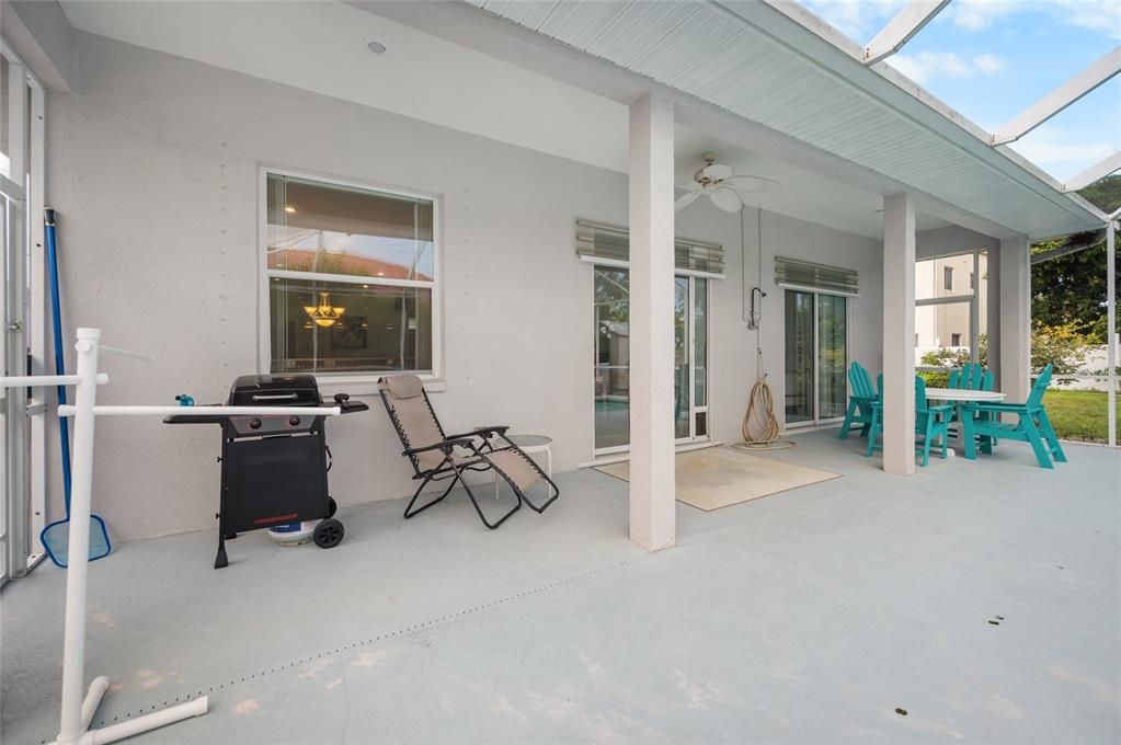 For Sale: $500,000 (2 beds, 2 baths, 1378 Square Feet)