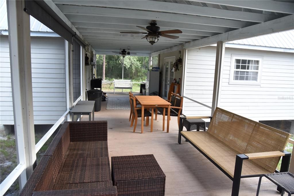 For Sale: $1,249,000 (2 beds, 1 baths, 564 Square Feet)