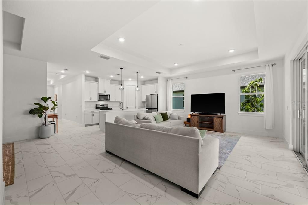 En Venta: $429,000 (3 camas, 2 baños, 1921 Pies cuadrados)