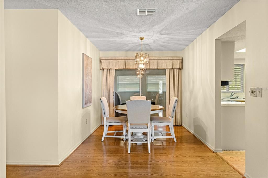 Activo con contrato: $175,000 (2 camas, 2 baños, 1312 Pies cuadrados)