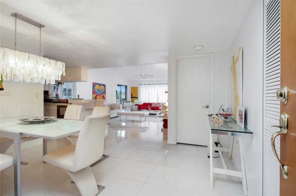 На продажу: $195,000 (3 спален, 2 ванн, 1530 Квадратных фут)