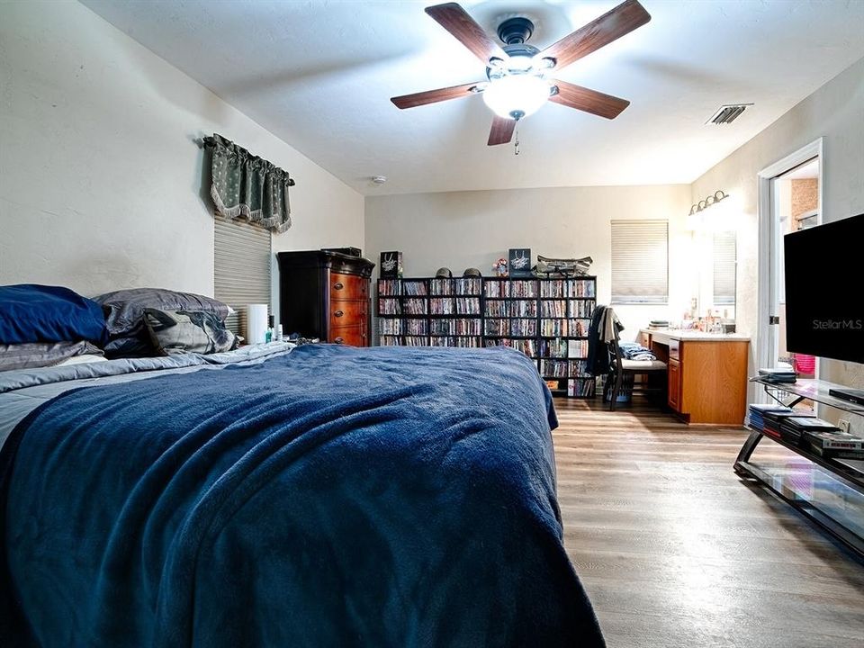 На продажу: $325,000 (3 спален, 2 ванн, 1491 Квадратных фут)