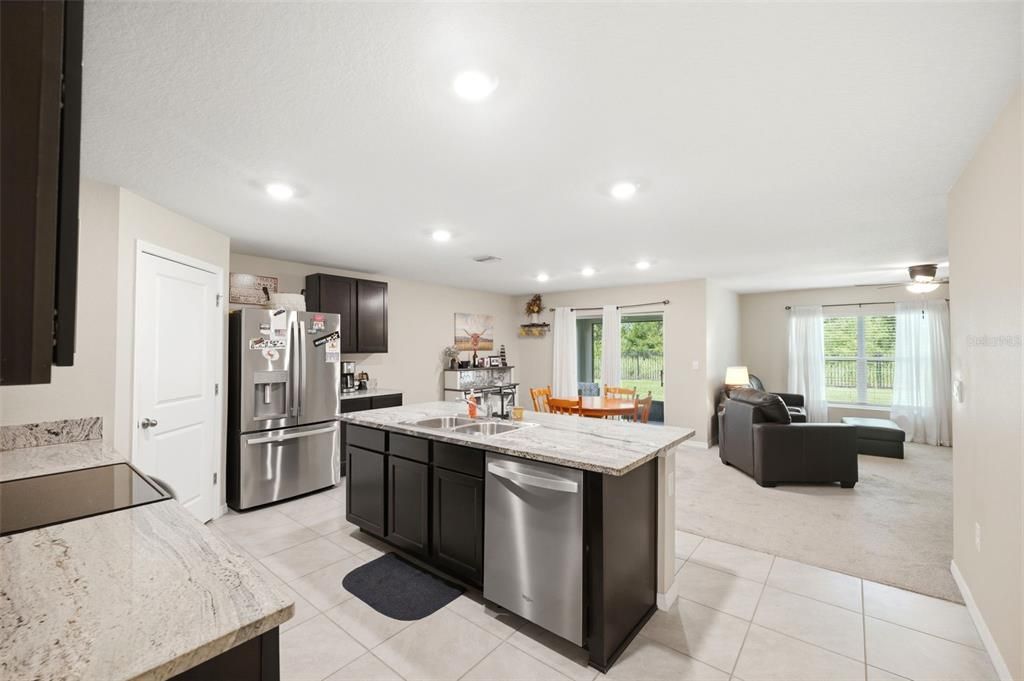 For Sale: $397,900 (4 beds, 2 baths, 1830 Square Feet)