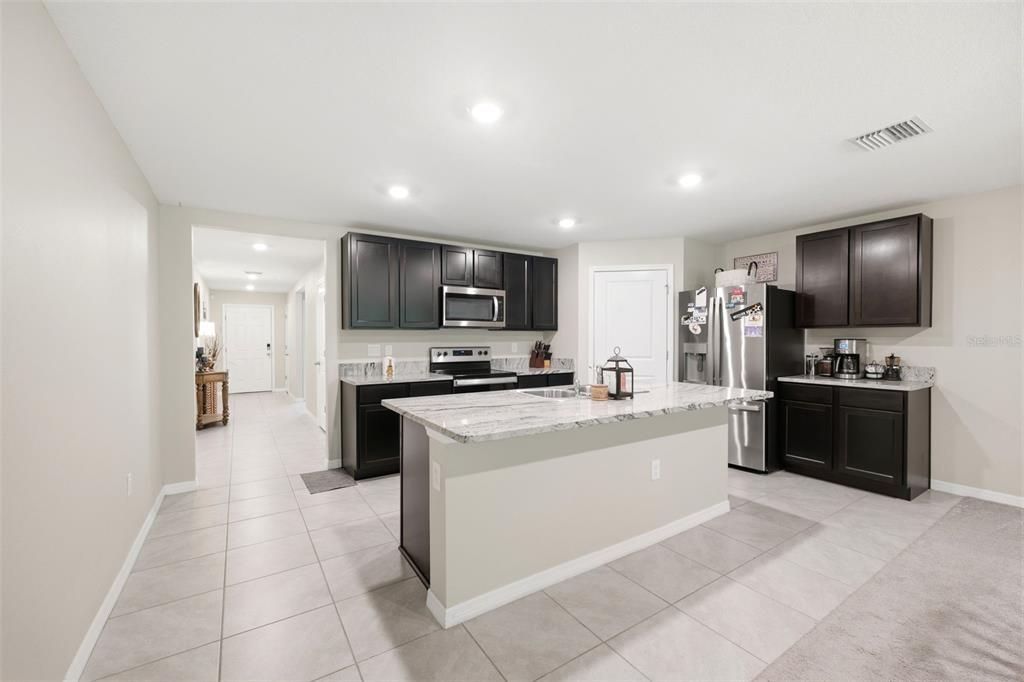 For Sale: $397,900 (4 beds, 2 baths, 1830 Square Feet)