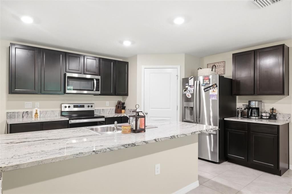 For Sale: $397,900 (4 beds, 2 baths, 1830 Square Feet)