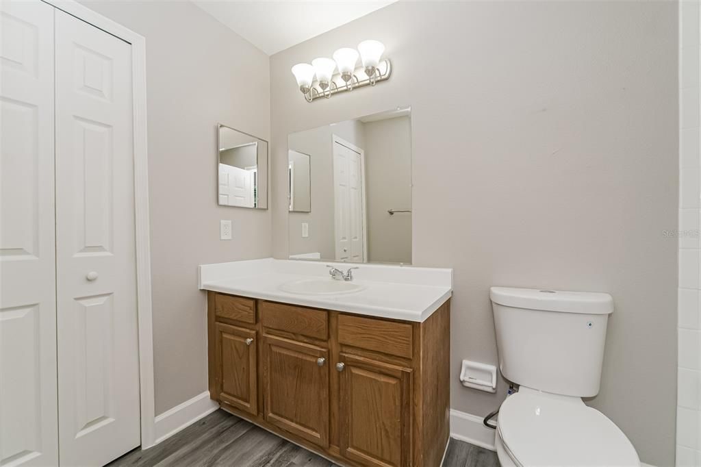 Active With Contract: $334,900 (3 beds, 2 baths, 1790 Square Feet)