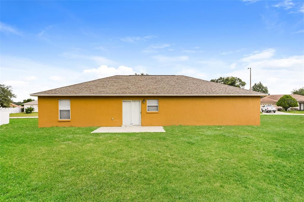 Active With Contract: $334,900 (3 beds, 2 baths, 1790 Square Feet)