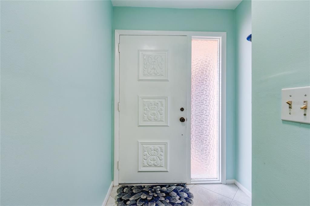 En Venta: $261,000 (2 camas, 2 baños, 1400 Pies cuadrados)