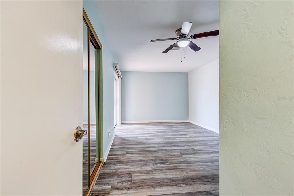En Venta: $261,000 (2 camas, 2 baños, 1400 Pies cuadrados)