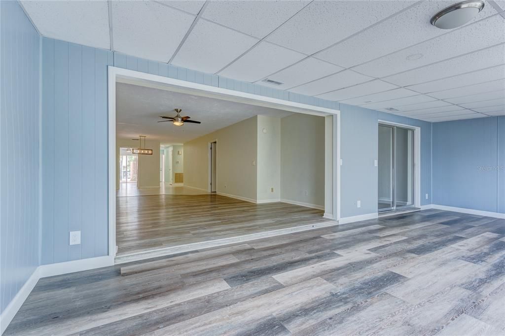 En Venta: $261,000 (2 camas, 2 baños, 1400 Pies cuadrados)