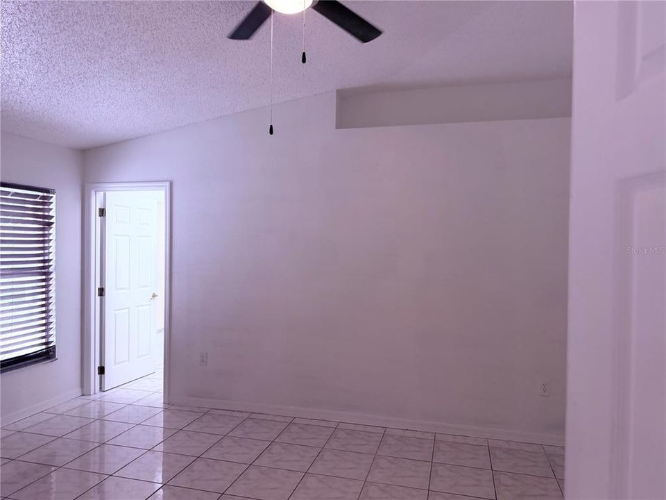En Renta: $2,200 (4 camas, 2 baños, 1902 Pies cuadrados)