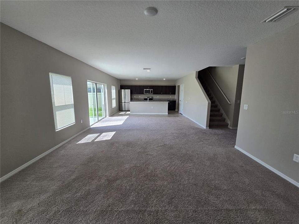 For Rent: $2,600 (5 beds, 3 baths, 2885 Square Feet)