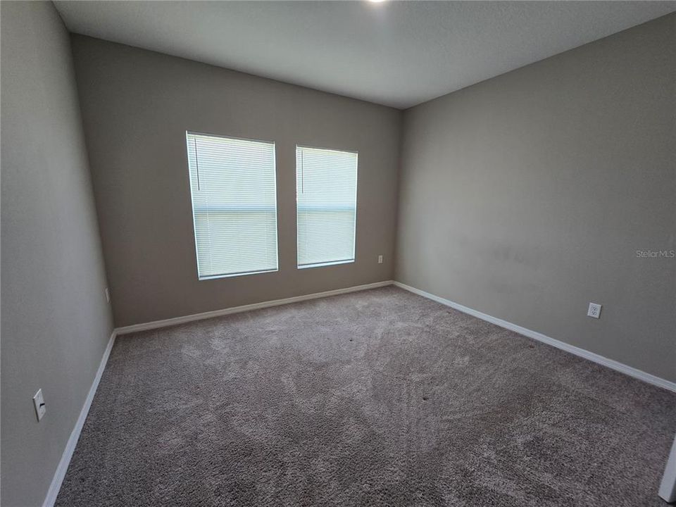 For Rent: $2,600 (5 beds, 3 baths, 2885 Square Feet)