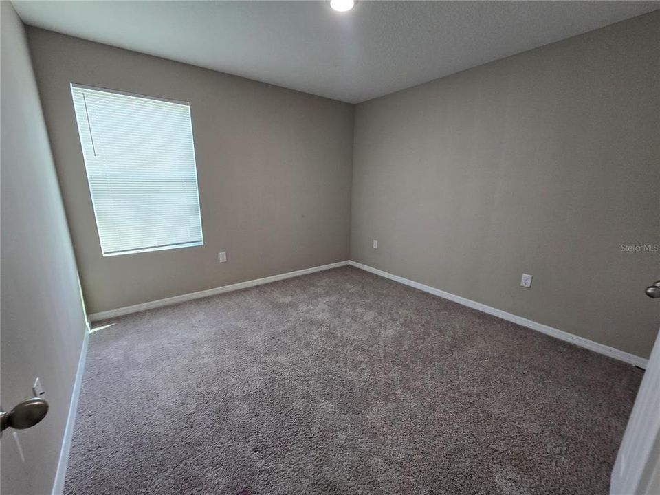 For Rent: $2,600 (5 beds, 3 baths, 2885 Square Feet)