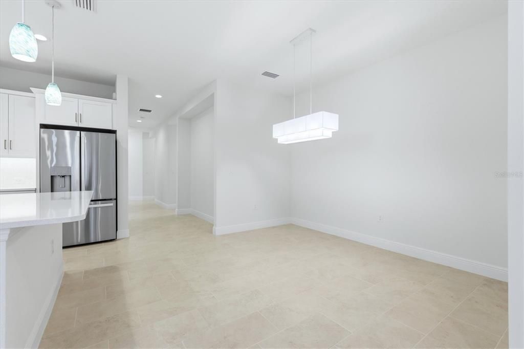 En Venta: $569,000 (3 camas, 2 baños, 1862 Pies cuadrados)