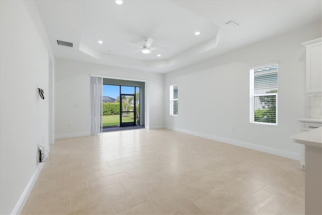 En Venta: $569,000 (3 camas, 2 baños, 1862 Pies cuadrados)