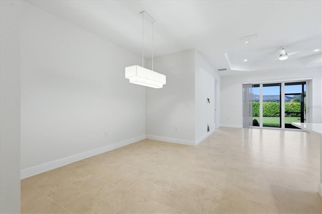 En Venta: $569,000 (3 camas, 2 baños, 1862 Pies cuadrados)