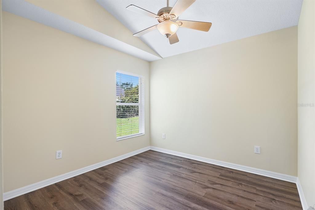 В аренду: $2,495 (4 спален, 2 ванн, 1682 Квадратных фут)